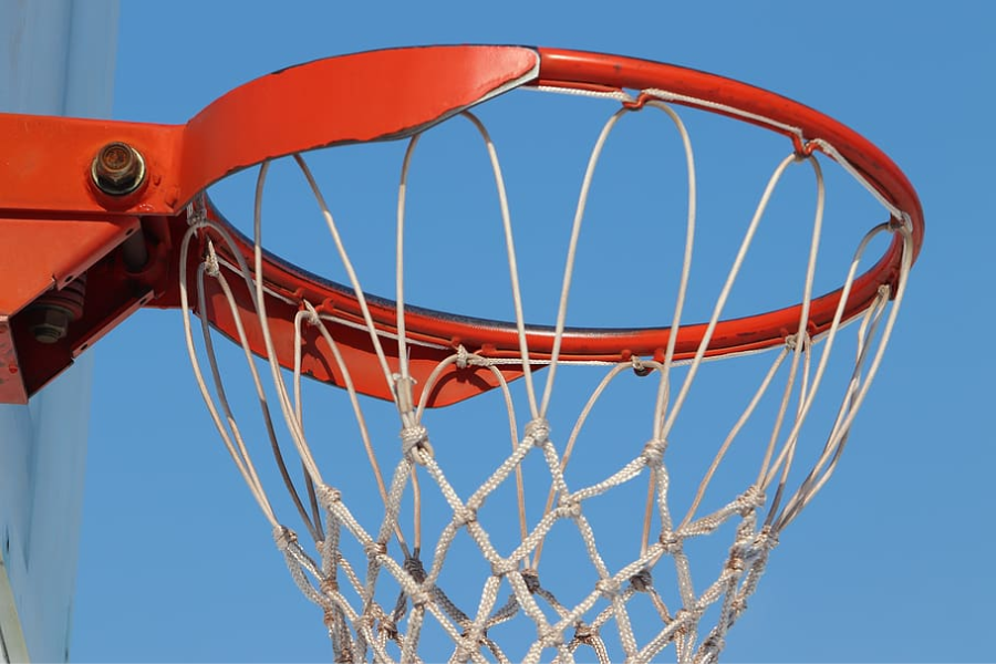 Type of basketball hoops