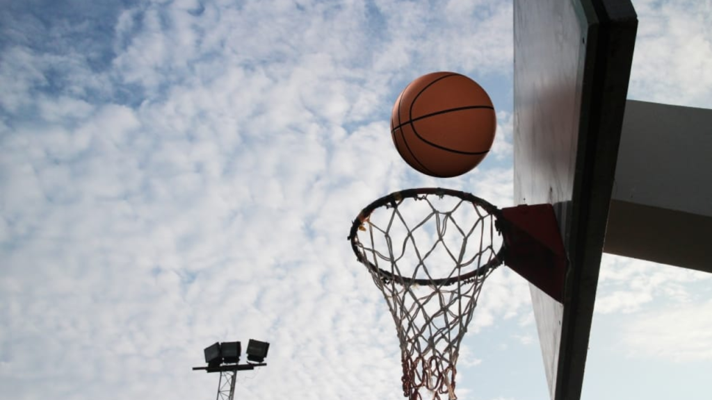 Take note of some tips to maintain a B-ball goal easily