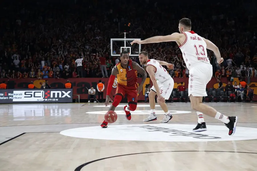 Possessing an excellent dribbling skill is crucial for every point guard